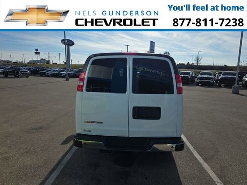 New 2025 Chevrolet Express 3500 LT w/ LT Preferred Equipment Group RWD image 6