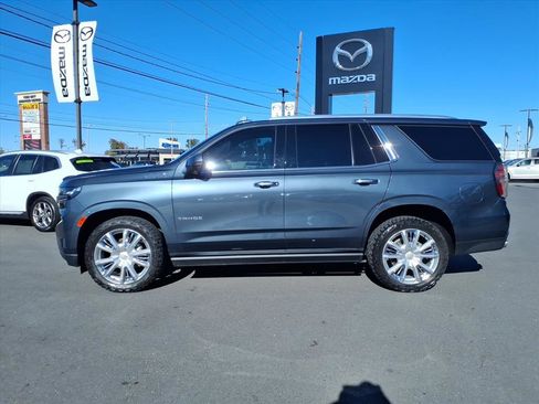 Used 2021 Chevrolet Tahoe High Country w/ Premium Package image 2