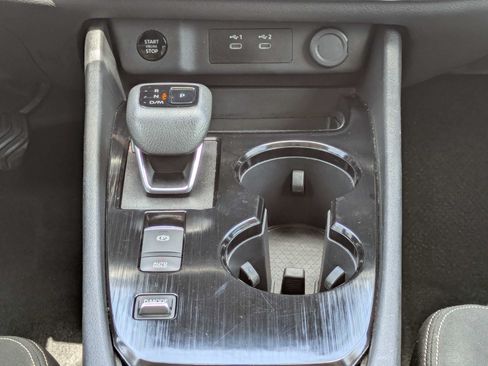 Used 2024 Nissan Rogue SV FWD image 19