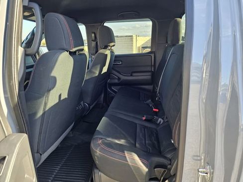 Used 2023 Nissan Frontier PRO-4X w/ Pro Convenience Package image 16
