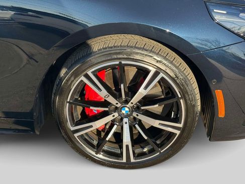 Used 2026 BMW 550e xDrive AWD/4WD image 8