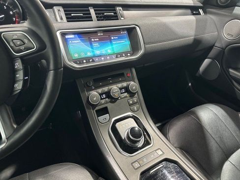 Used 2019 Land Rover Range Rover Evoque AWD/4WD image 4