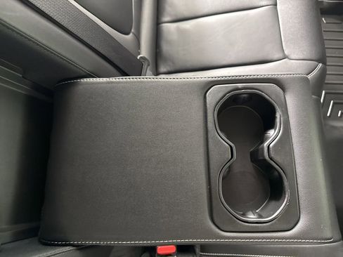 Used 2022 Jeep Grand Cherokee Limited image 38