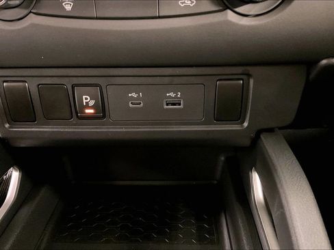 New 2026 Nissan Frontier SV w/ Tow Package image 32