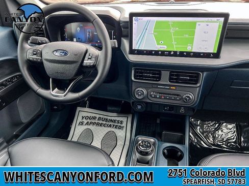 New 2025 Ford Maverick Lariat w/ Black Appearance Package image 6