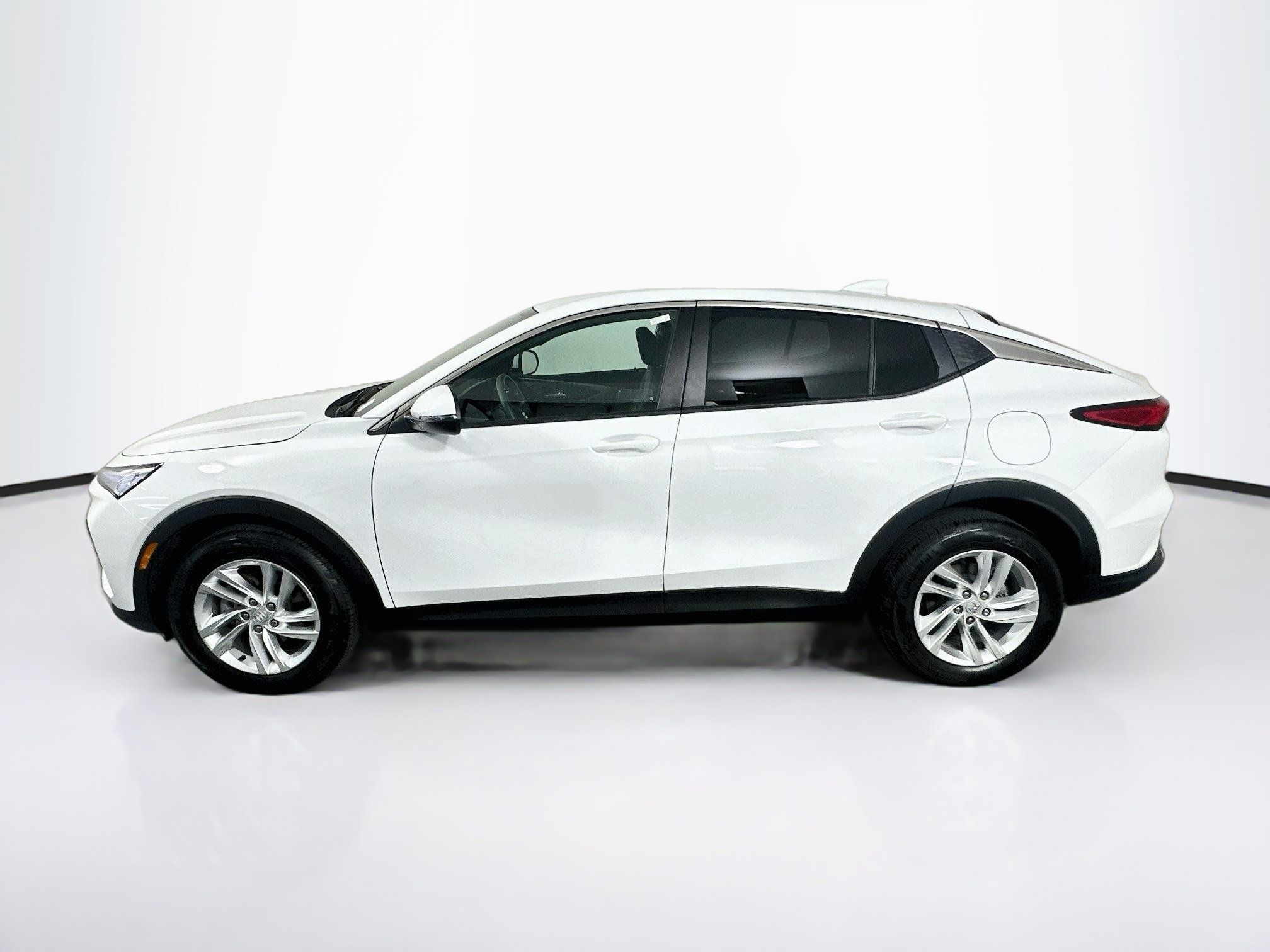 Used 2026 Buick Envista Preferred FWD image 4
