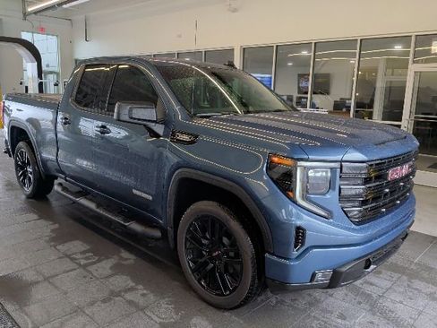 Used 2026 GMC Sierra 1500 Elevation w/ Elevation Select Package AWD/4WD image 2
