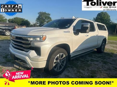 Used 2025 Chevrolet Silverado 1500 High Country w/ Technology Package AWD/4WD image 1
