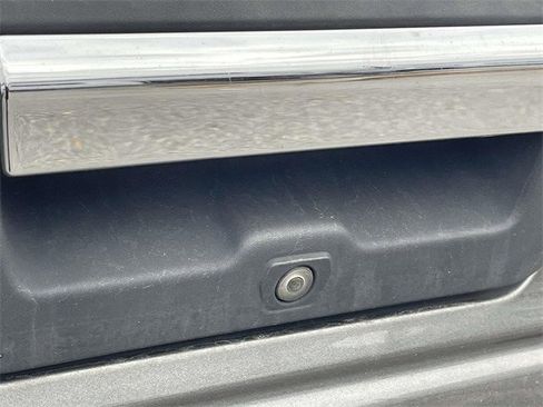 Certified 2017 Ford F150 XLT w/ Equipment Group 301A Mid image 9