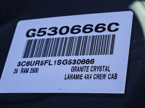 Used 2025 RAM 2500 Laramie image 28