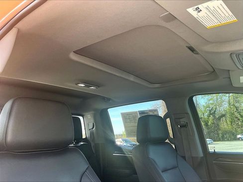 Certified 2022 Chevrolet Silverado 1500 LT Trail Boss w/ Convenience Package II image 19