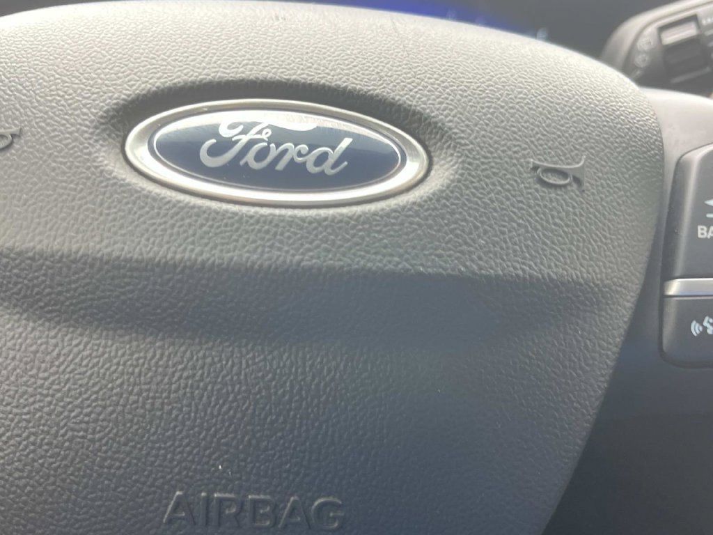 Used 2020 Ford Escape Titanium AWD/4WD image 36