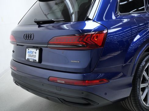 Used 2023 Audi Q7 2.0T Premium Plus w/ Premium Plus Package AWD/4WD image 5