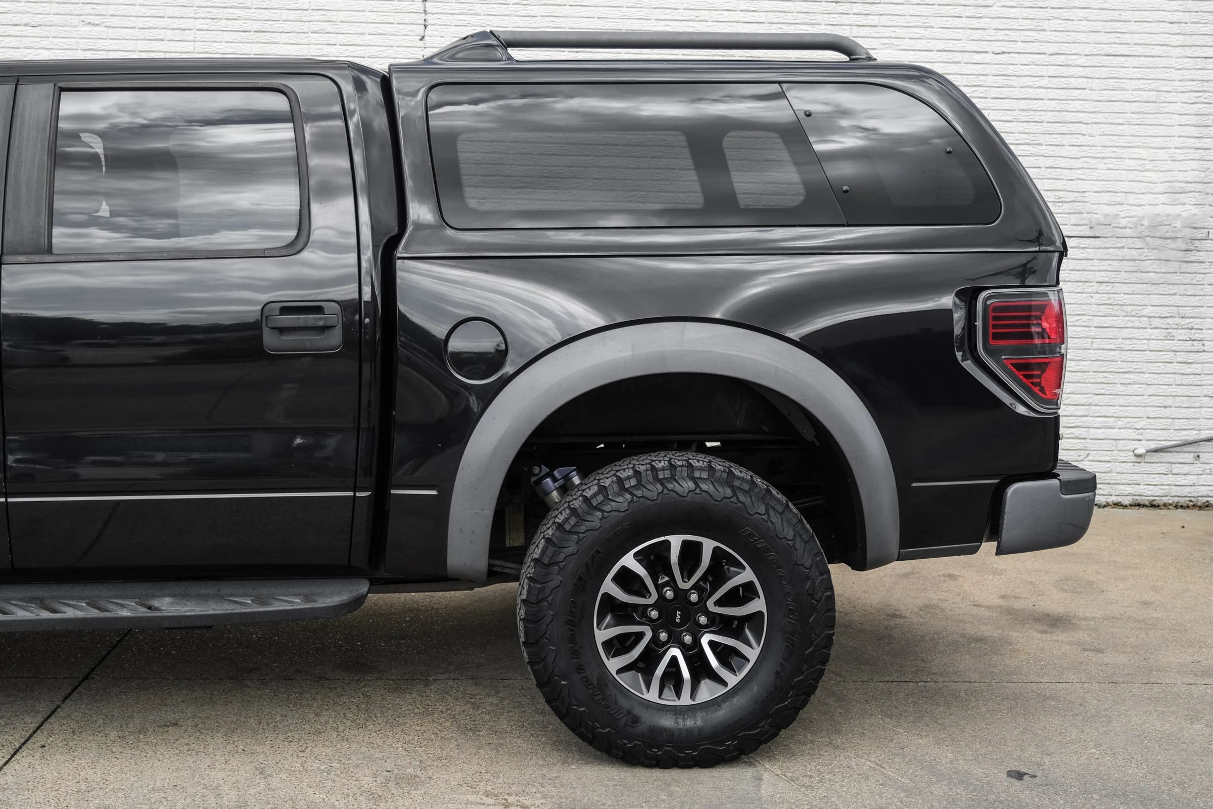 Used 2014 Ford F150 Raptor w/ Equipment Group 801A Luxury AWD/4WD image 13