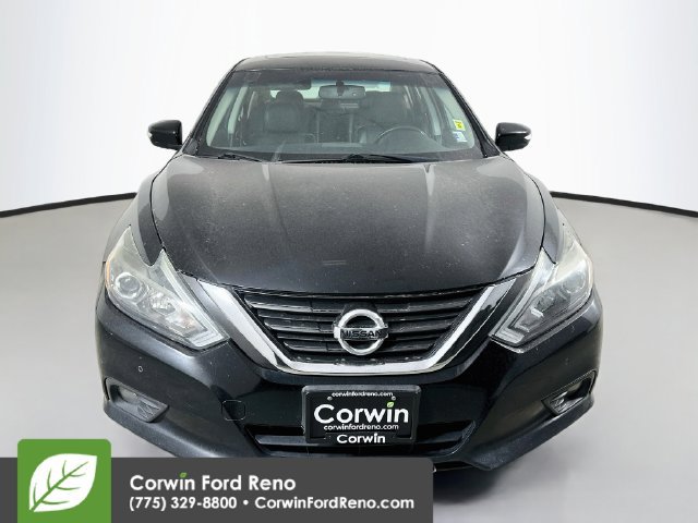 Used 2016 Nissan Altima 3.5 SL FWD image 2