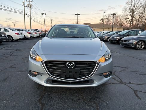 Used 2018 MAZDA MAZDA3 Touring image 8