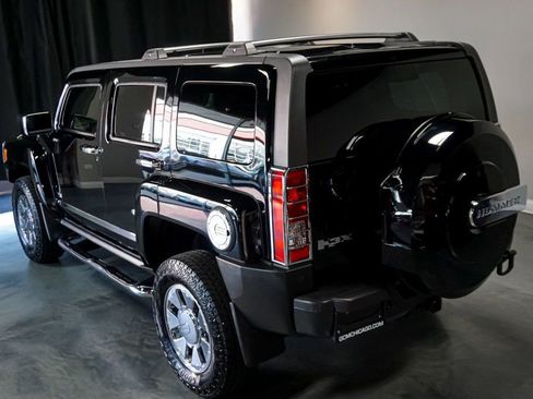 Used 2009 HUMMER H3 Alpha image 45