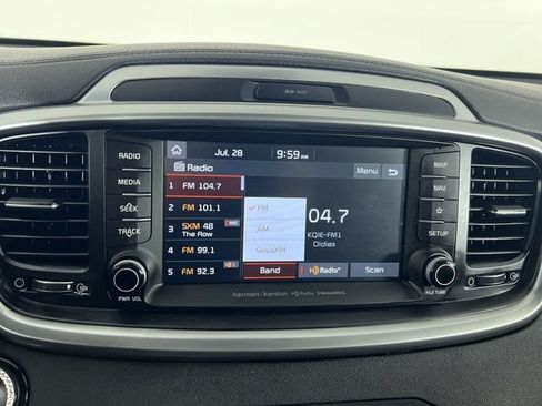 Used 2019 Kia Sorento SX AWD/4WD image 13