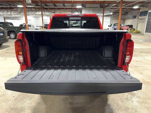 Used 2020 GMC Sierra 1500 Elevation w/ Elevation Value Package image 11