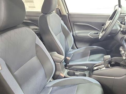 Certified 2025 Nissan Versa SV w/ Trunk Package FWD image 27