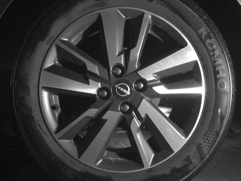 Used 2025 Nissan Versa SV image 14