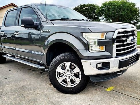 Used 2015 Ford F150 XLT w/ Equipment Group 301A Mid AWD/4WD image 2