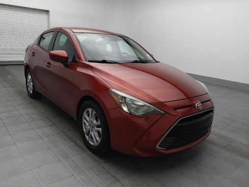 Used 2018 Toyota Yaris iA FWD image 13