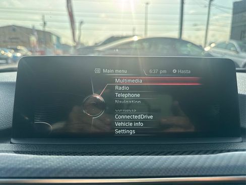 Used 2016 BMW M4 Coupe w/ Executive Package RWD image 12