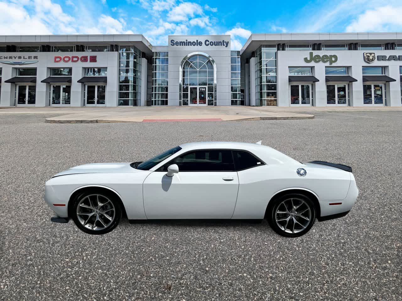 Certified 2023 Dodge Challenger GT RWD image 5