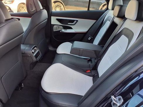New 2026 Mercedes-Benz E 53 AMG e 4MATIC Sedan image 18