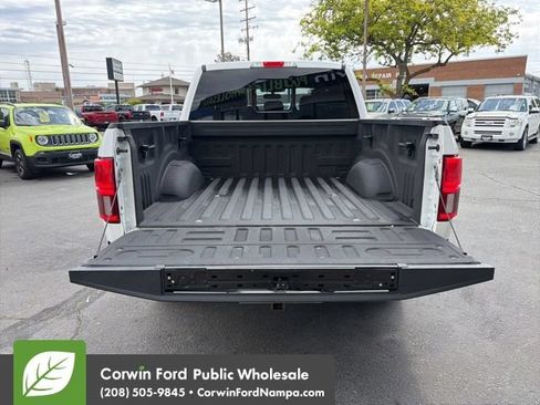 Used 2018 Ford F150 Platinum w/ Technology Package AWD/4WD image 30