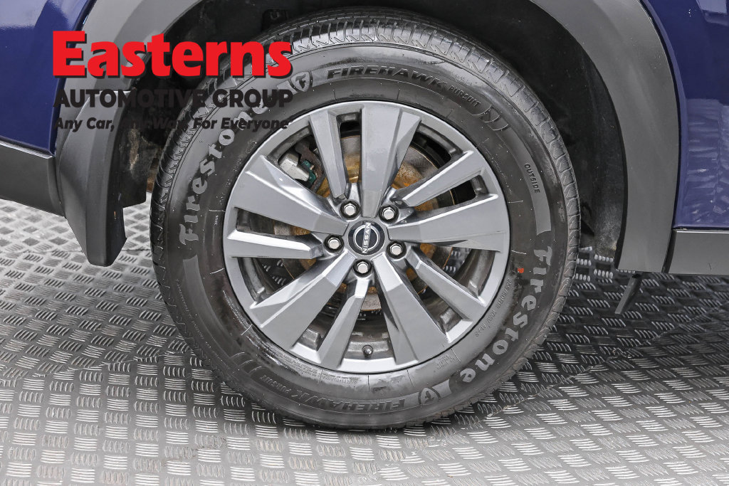Used 2022 Nissan Pathfinder SV AWD/4WD image 32