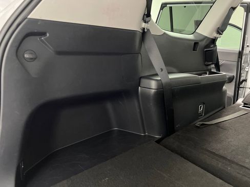 Used 2025 Toyota Grand Highlander AWD image 38