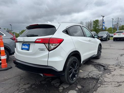 Used 2022 Honda HR-V Sport image 2