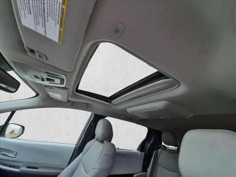 Certified 2026 Toyota Sienna XLE AWD/4WD image 16