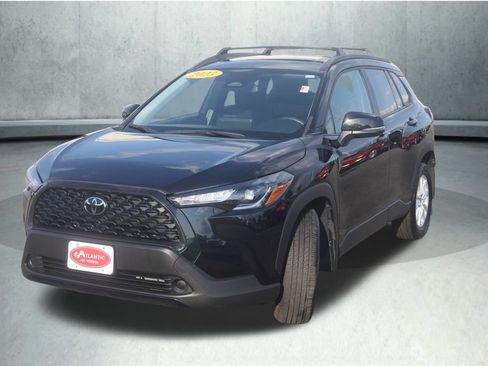 Used 2023 Toyota Corolla Cross LE w/ Moonroof Package AWD/4WD image 20