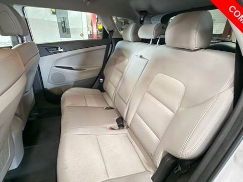 Used 2018 Hyundai Tucson SE image 22