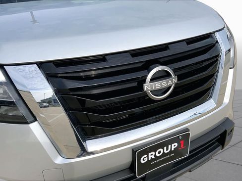 Used 2024 Nissan Pathfinder SV FWD image 28