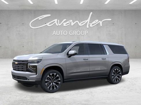 New 2026 Chevrolet Suburban High Country AWD/4WD image 2