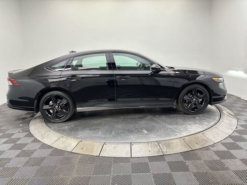 Used 2024 Honda Accord Sport image 17