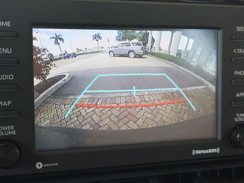 Used 2020 Toyota RAV4 XLE FWD image 25