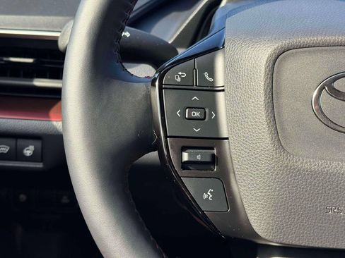 Used 2026 Toyota Prius Plug-In Hybrid FWD image 24
