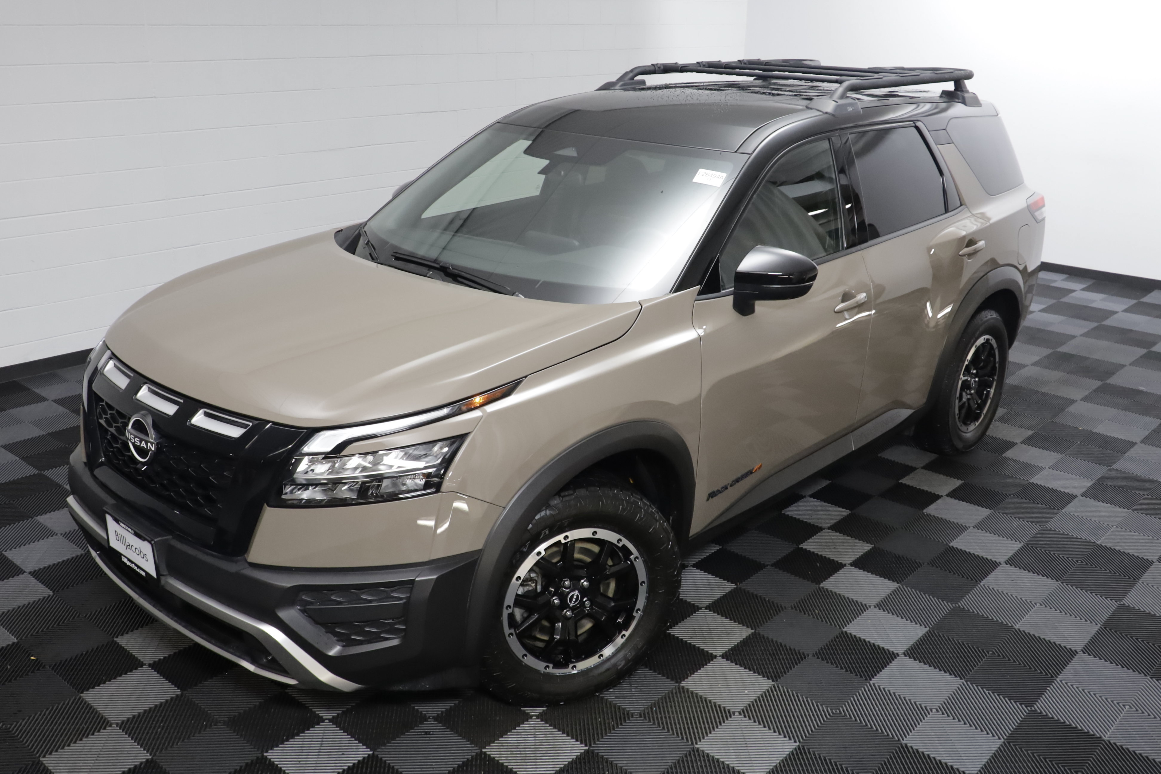 Used 2023 Nissan Pathfinder Rock Creek AWD/4WD image 2
