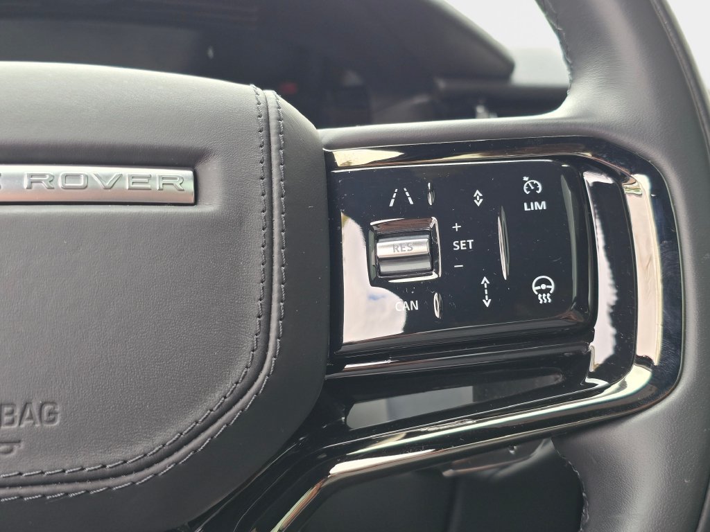 Certified 2025 Land Rover Range Rover Velar S AWD/4WD image 18