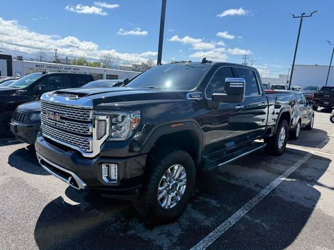 Used 2020 GMC Sierra 2500 Denali w/ Denali Ultimate Package image 2