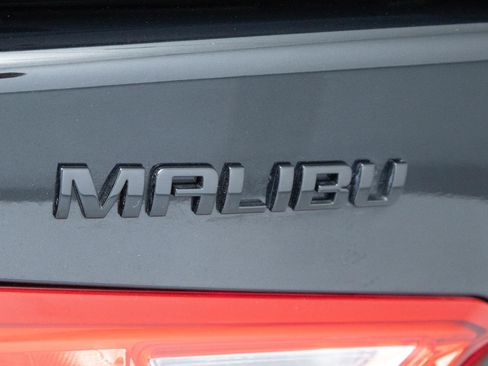 Used 2025 Chevrolet Malibu RS image 29