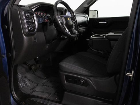Used 2020 Chevrolet Silverado 1500 LT w/ All-Star Edition image 17