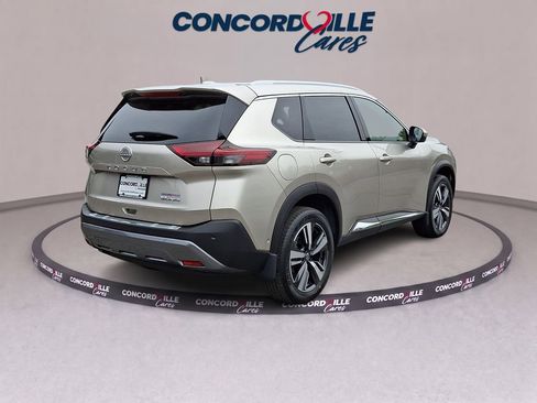 Certified 2023 Nissan Rogue SL w/ SL Premium Package AWD/4WD image 7