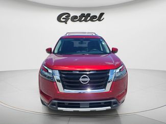Used 2025 Nissan Pathfinder SL w/ SL Premium Package FWD video 2