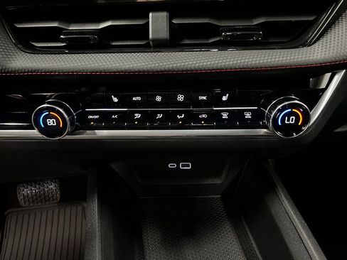 New 2026 Chevrolet Equinox RS image 22